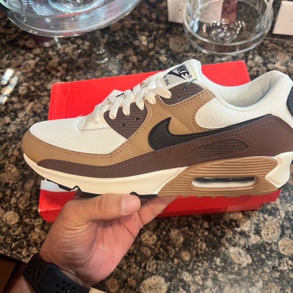 2021 Nike Air Max “Driftwood” - Picture 2 of 6